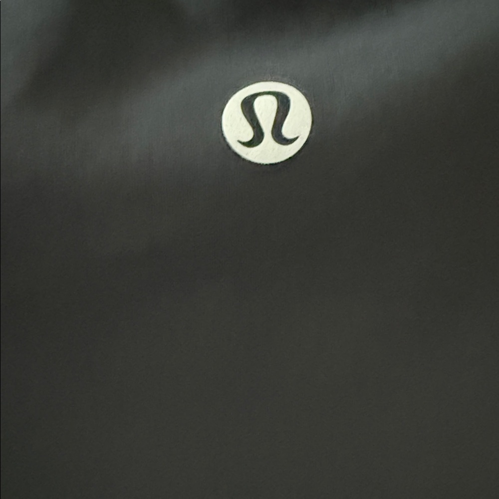 Lululemon Athletica Black Cross Back Short Sleeve Top w/Sheer trim Sz 6 - Picture 4 of 9